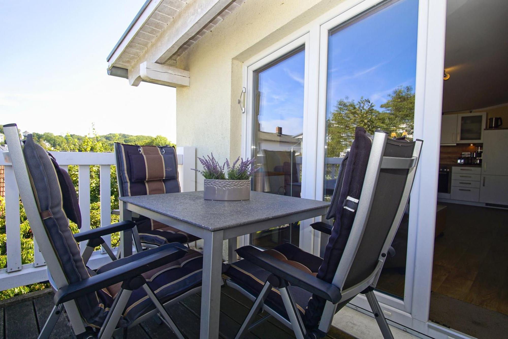 Balkon, Gratis Nutzung Vom Ahoi Erlebnisbad Und Sauna In Sellin- Meeresblick Fewo 59 奥斯特巴德·哥伦 外观 照片