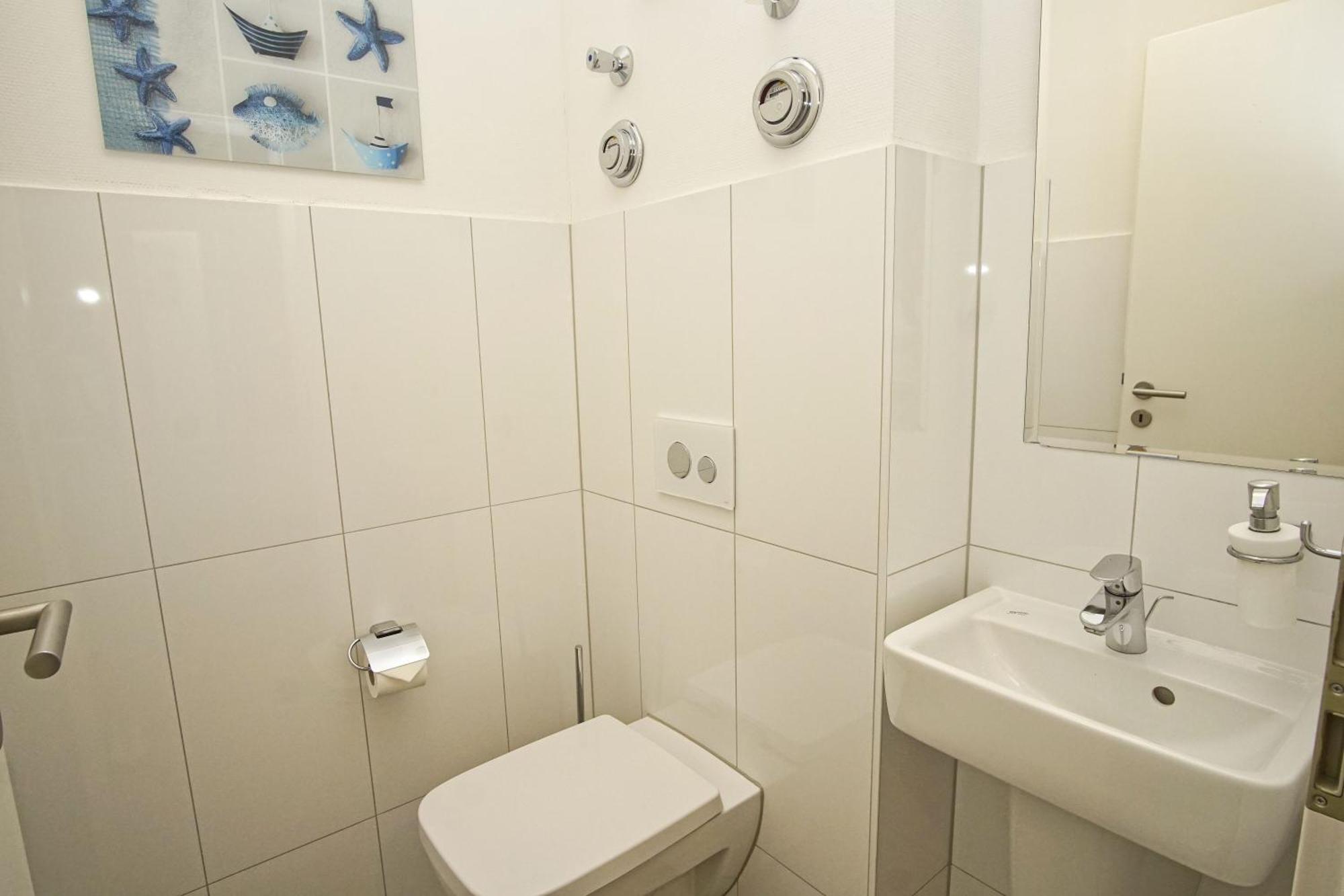 Balkon, Gratis Nutzung Vom Ahoi Erlebnisbad Und Sauna In Sellin- Meeresblick Fewo 59 奥斯特巴德·哥伦 外观 照片